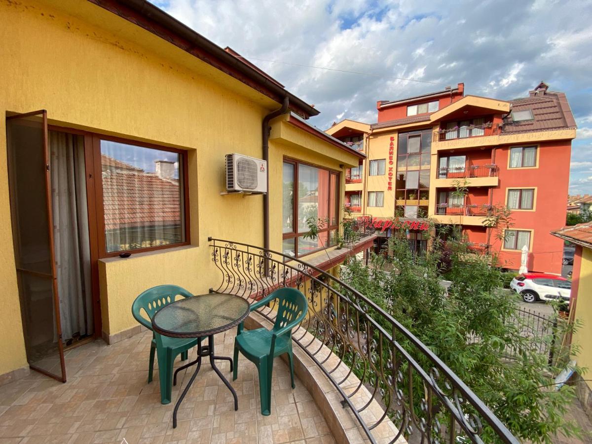 Family Hotel Kavrakovi Pavel Banya Bagian luar foto